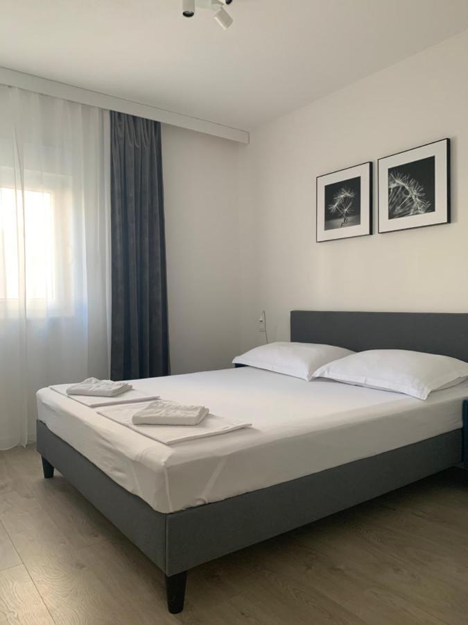 Villa Luxuria Baška Voda エクステリア 写真