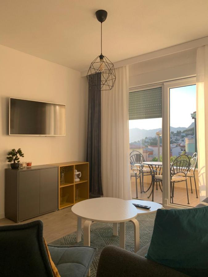 Villa Luxuria Baška Voda エクステリア 写真