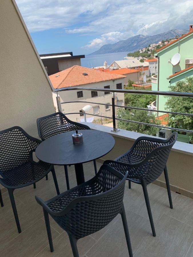 Villa Luxuria Baška Voda エクステリア 写真