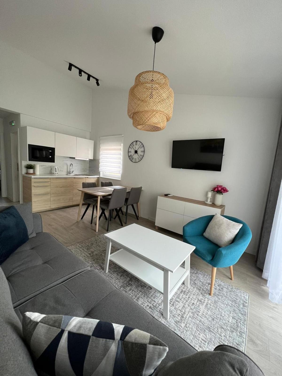 Villa Luxuria Baška Voda エクステリア 写真