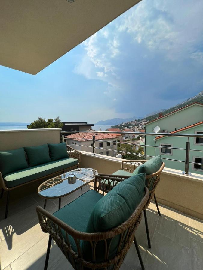 Villa Luxuria Baška Voda エクステリア 写真